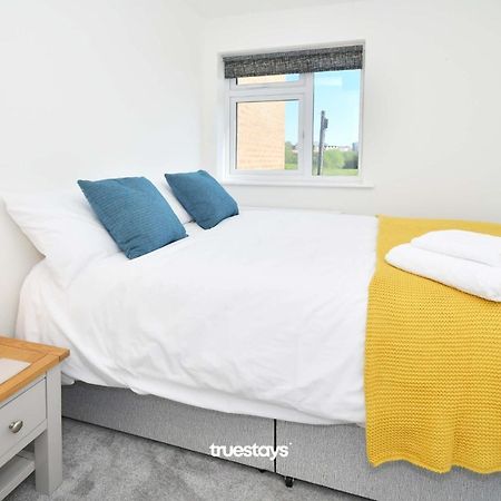 Regal House By True Stays - 3 Bedroom House In Stoke-On-Trent Екстер'єр фото