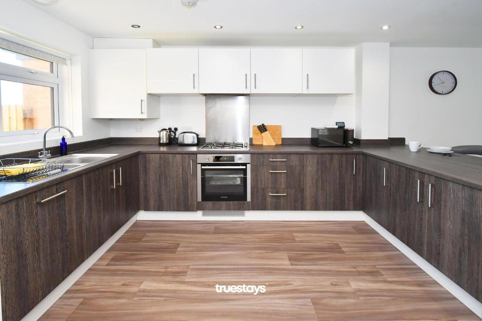 Regal House By True Stays - 3 Bedroom House In Stoke-On-Trent Екстер'єр фото