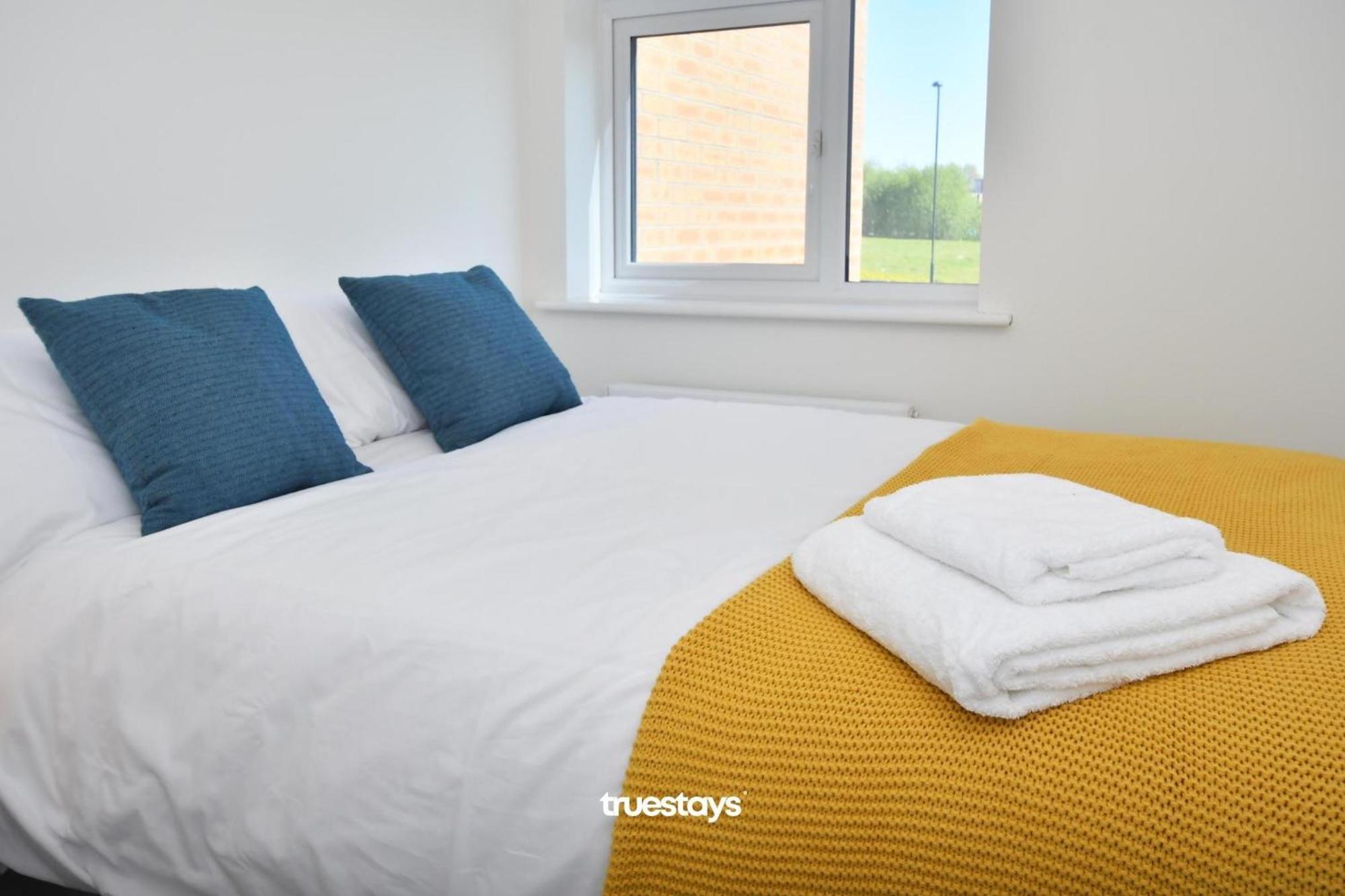 Regal House By True Stays - 3 Bedroom House In Stoke-On-Trent Екстер'єр фото