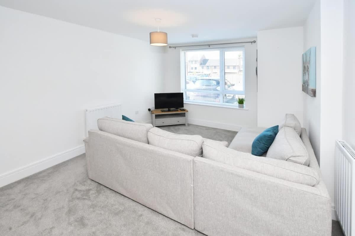 Regal House By True Stays - 3 Bedroom House In Stoke-On-Trent Екстер'єр фото