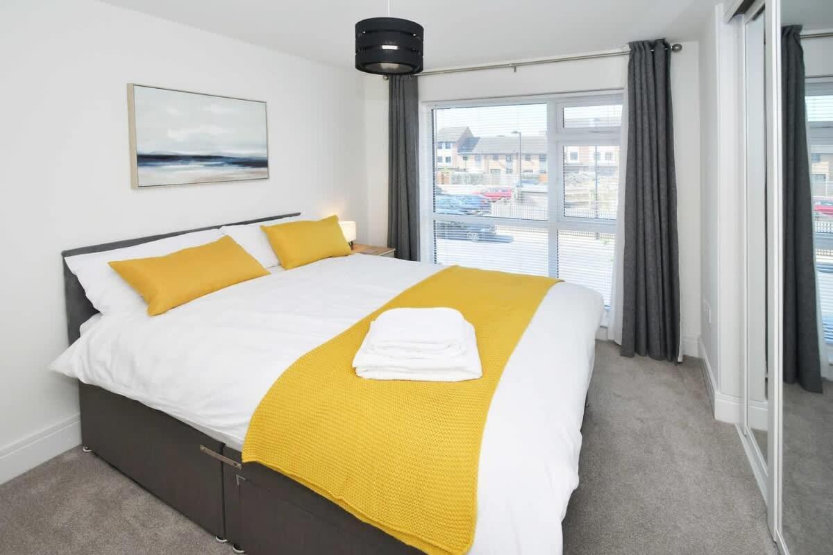 Regal House By True Stays - 3 Bedroom House In Stoke-On-Trent Екстер'єр фото